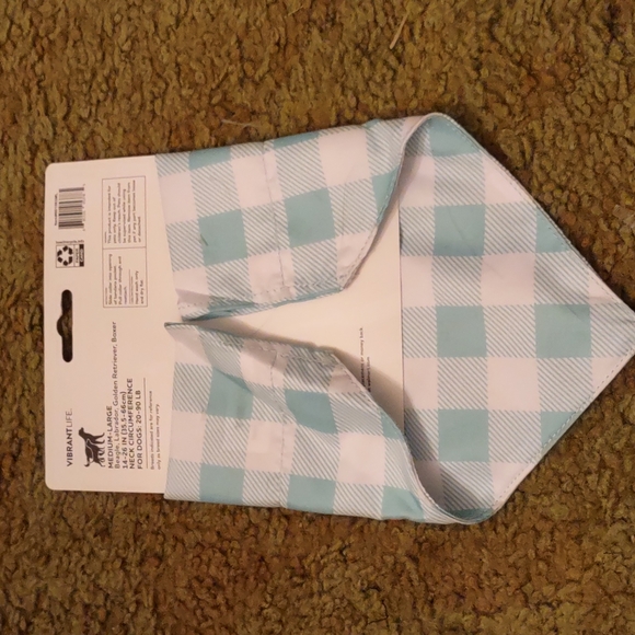 🎉host pick🎉Vibrant life bandana size m/L - Picture 2 of 3